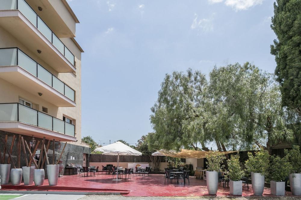 Hotel H Granollers Exterior photo